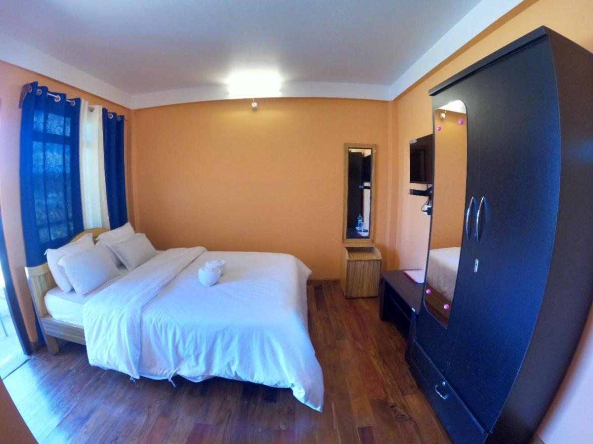 Aurora Guest House 西隆 外观 照片