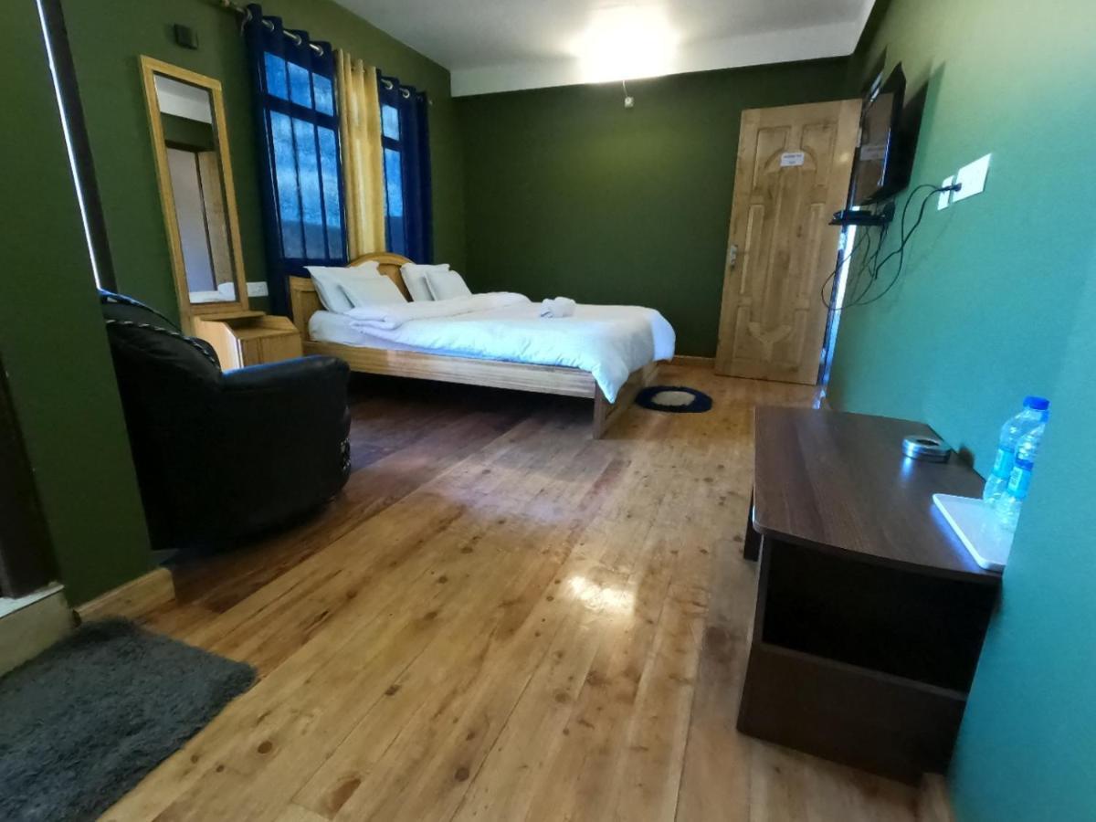 Aurora Guest House 西隆 外观 照片