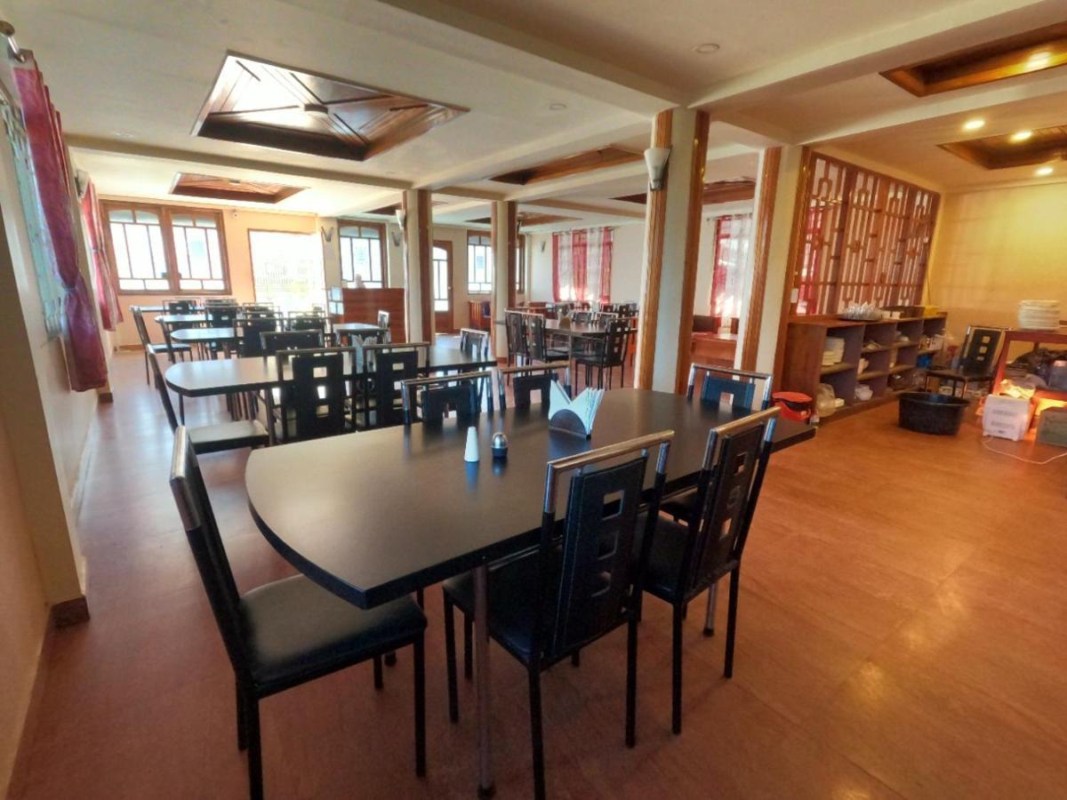 Aurora Guest House 西隆 外观 照片