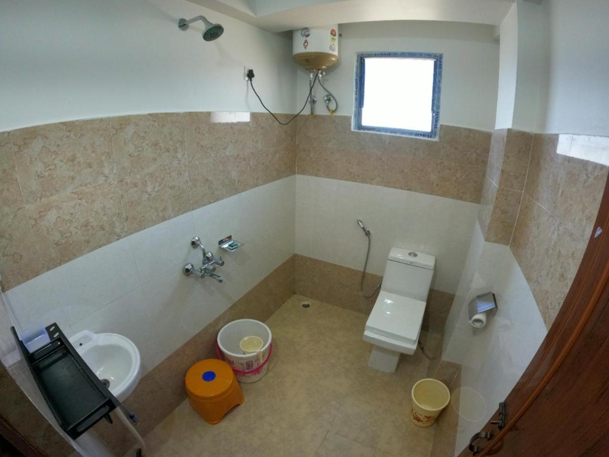 Aurora Guest House 西隆 外观 照片