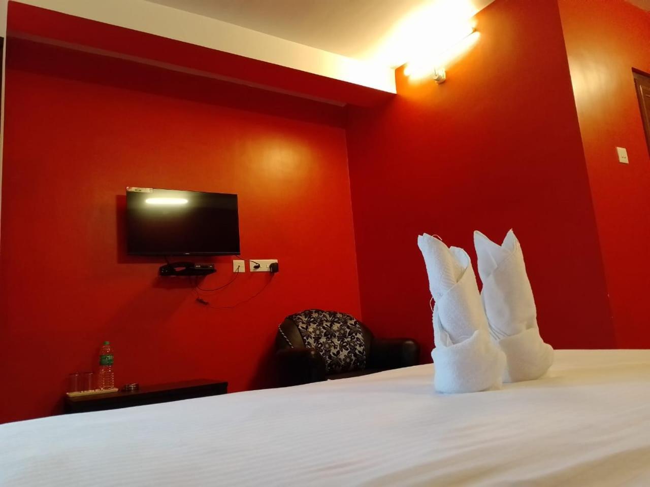 Aurora Guest House 西隆 外观 照片